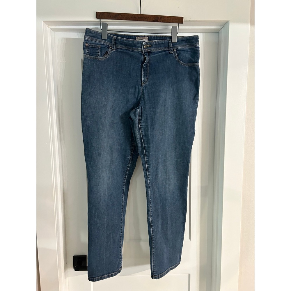 Chicos So Slimming Girlfriend Jeans Medium Wash Blue Denim Size 3 Stretch XL